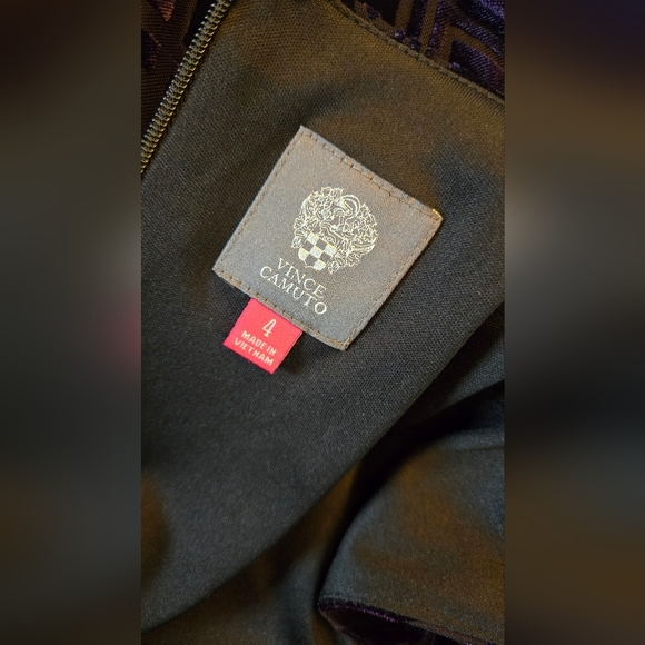 NWOT Vince Camuto Velvet Midi Dress - size. 4 - Picture 3 of 7